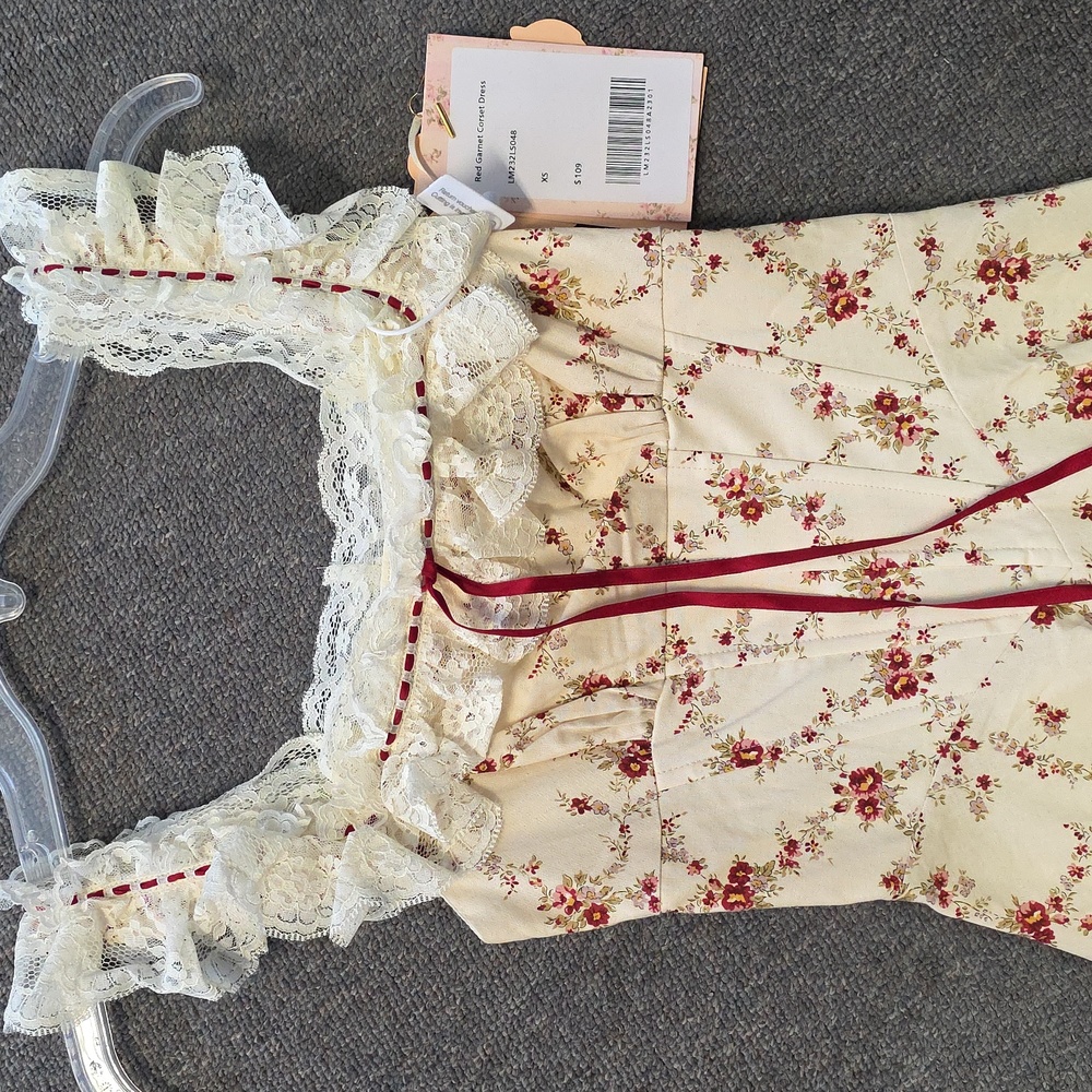 Lacemade Floral Lace Trim Maxi Dress - Picture 3 of 8